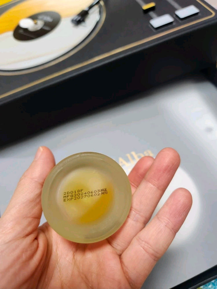 (미개봉)달바 더블 레이어 리바이탈라이징 세럼 30ml 이미지