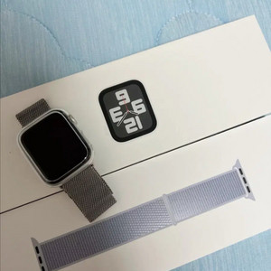 SSS급 풀박스 애플워치 SE2 44mm 이미지