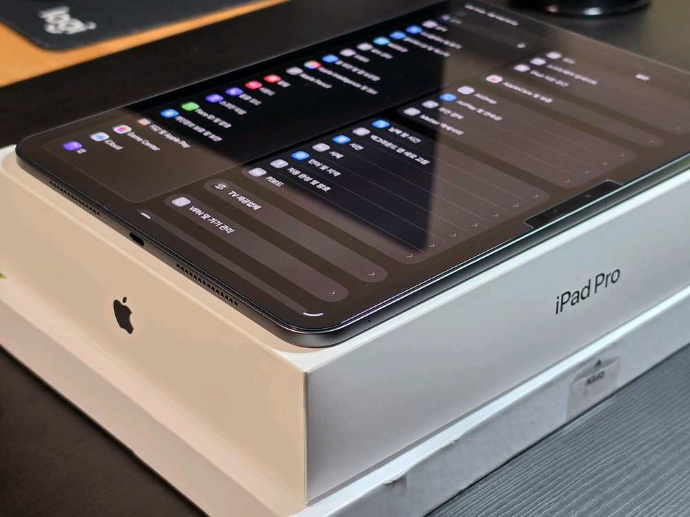 M5 아이패드 프로 와이파이 256GB 애케플 포함, 구조독 매직키보드 이미지