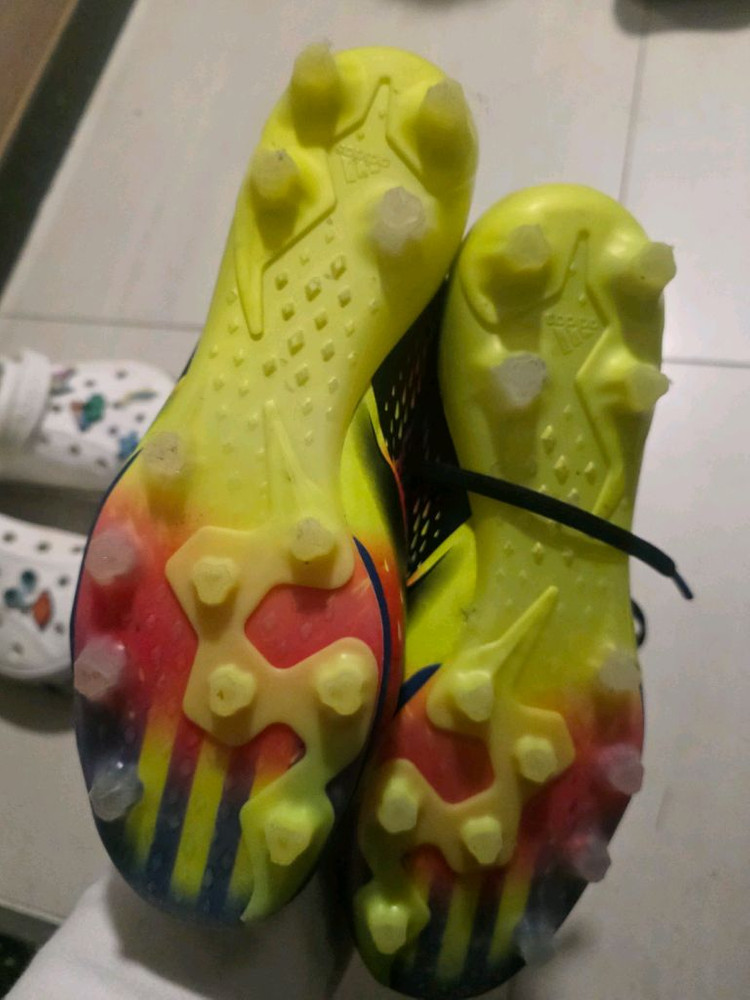 아디다스 코파센스 축구화 이미지