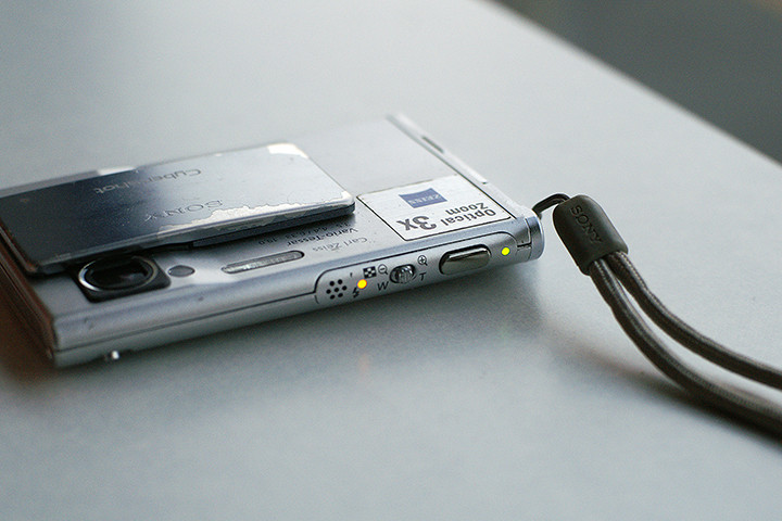 소니 사이버샷 DSC-T7 레트로디카 팝니다(수중촬영방수팩포함) 이미지