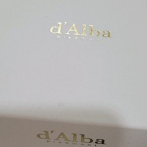 달바 화이트 트러플 더블 세럼 앤 크림 이미지