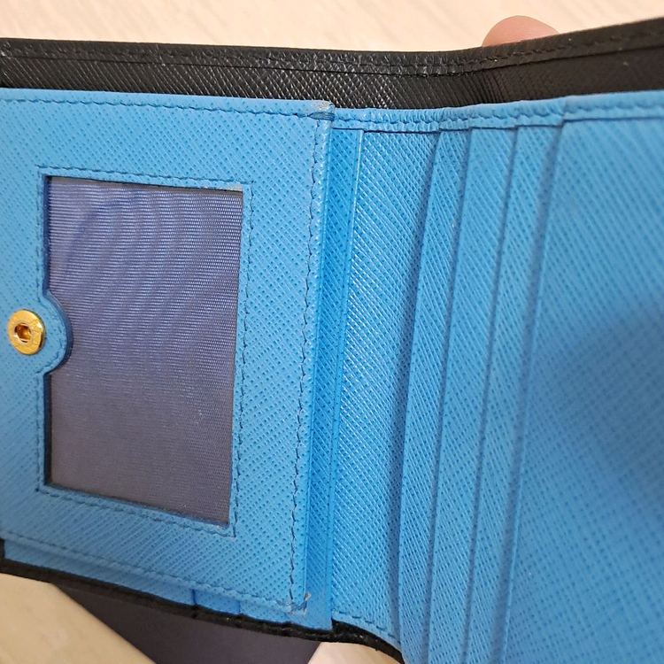 [100%/정품] 프라다 사피아노 로봇 컴팩트 지갑, 프라다지갑,프라다반지갑 이미지