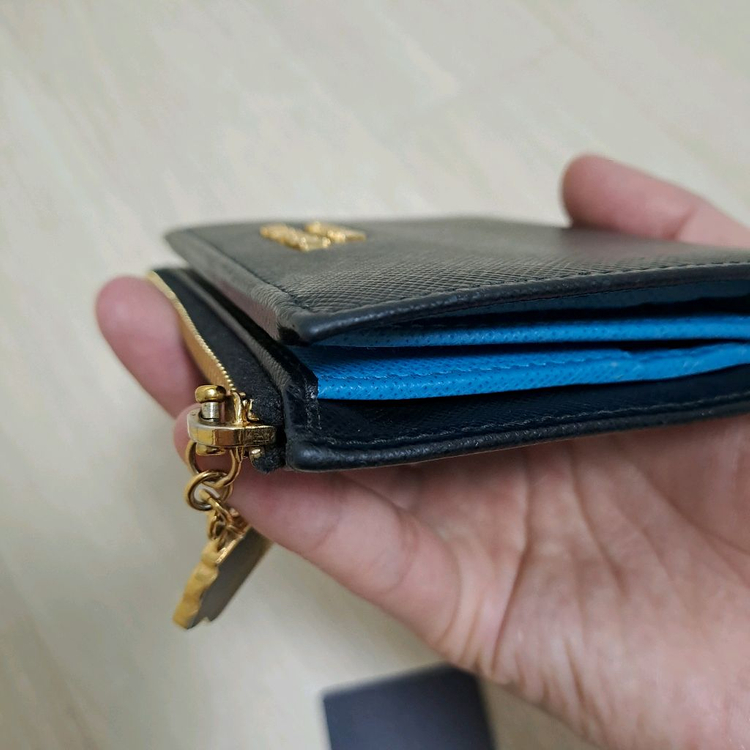 [100%/정품] 프라다 사피아노 로봇 컴팩트 지갑, 프라다지갑,프라다반지갑 이미지