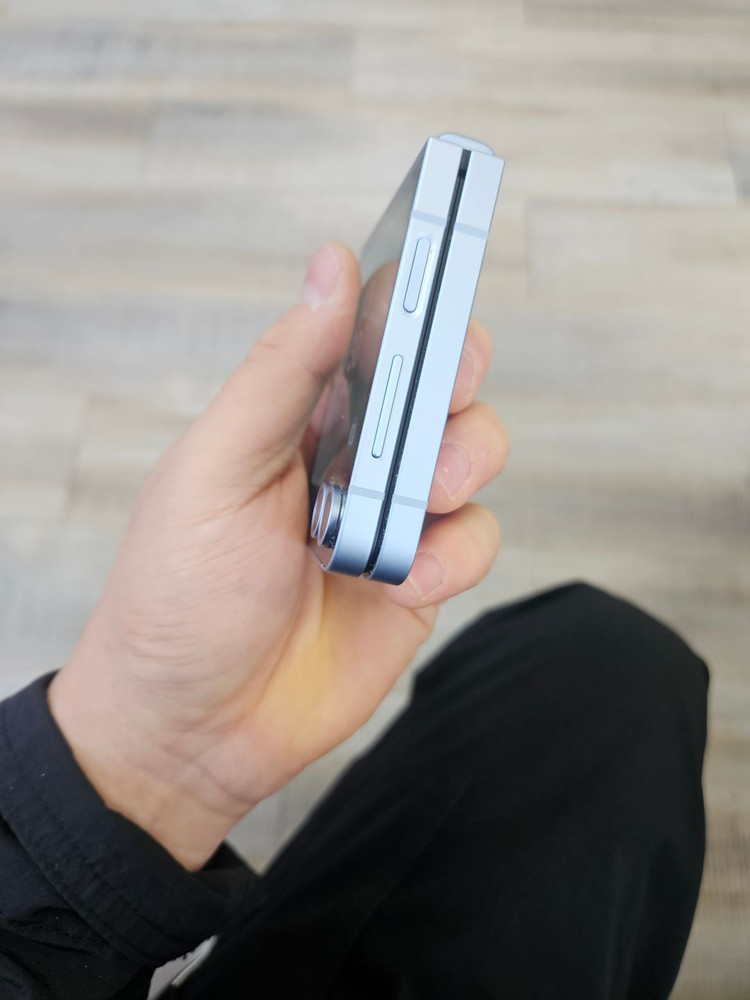 삼성 갤럭시Z플립6판매 정상해지 중고폰 이미지