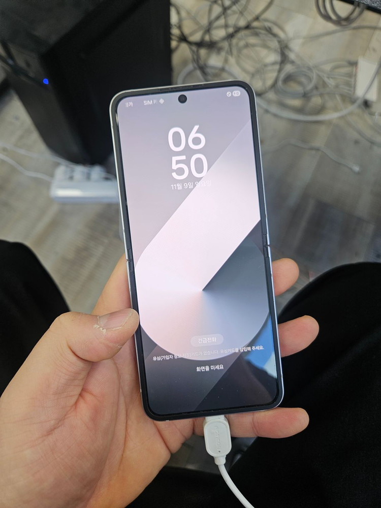 삼성 갤럭시Z플립6판매 정상해지 중고폰F741 이미지