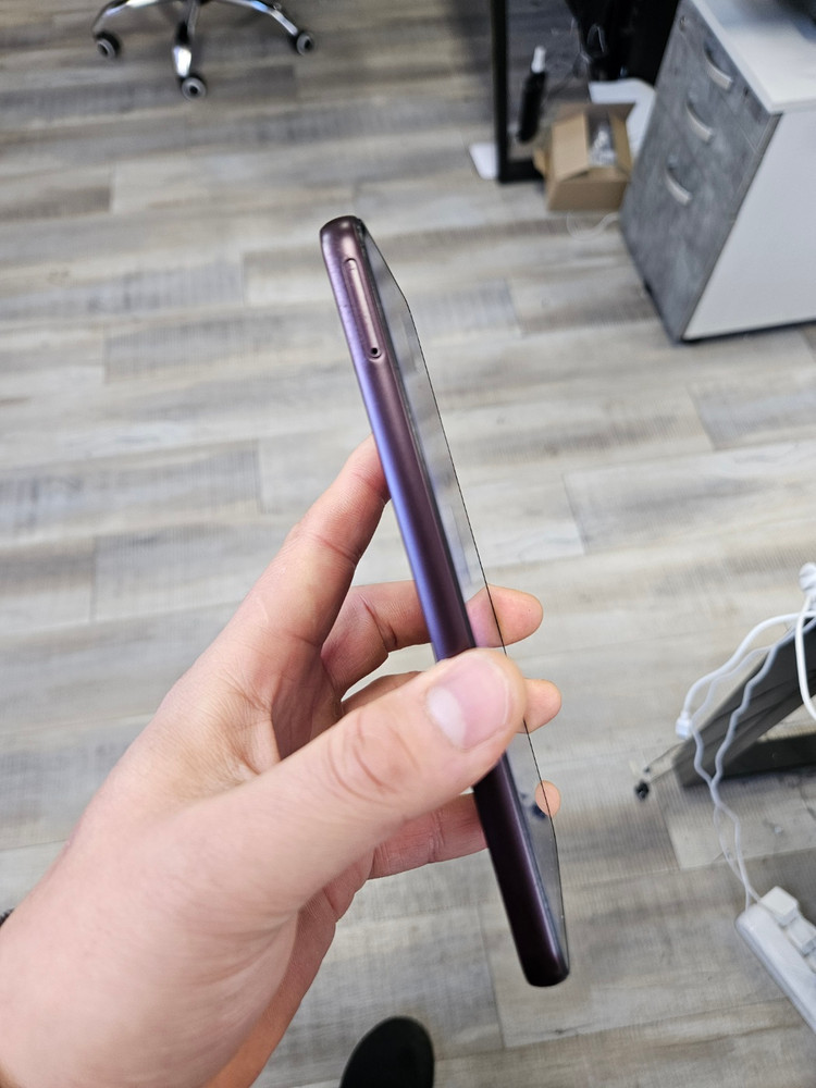 삼성A245래드판매 퀀텀2판매 중고폰 이미지