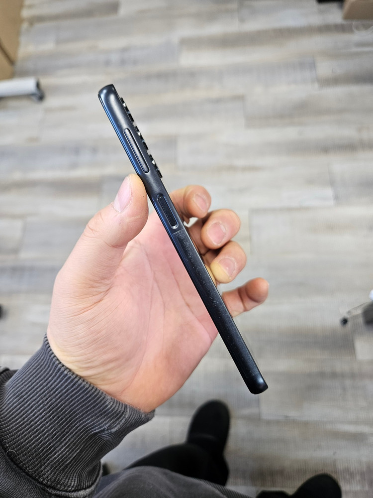 삼성A245블랙판매 퀀텀2판매 중고폰 이미지