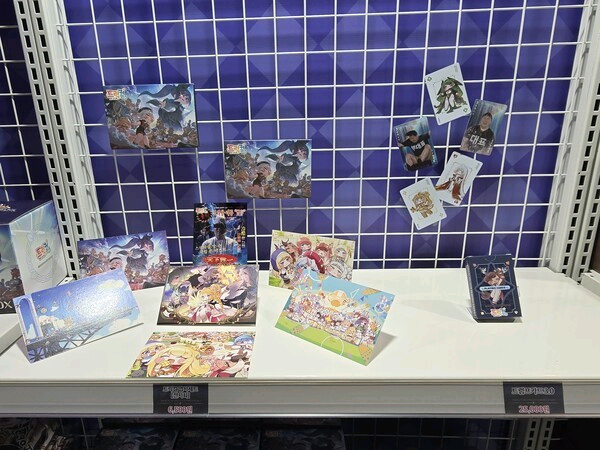 트릭컬 리바이브 2.5주년 더 현대 콜라보 팝업 스토어 굿즈 구합니다!! 이미지