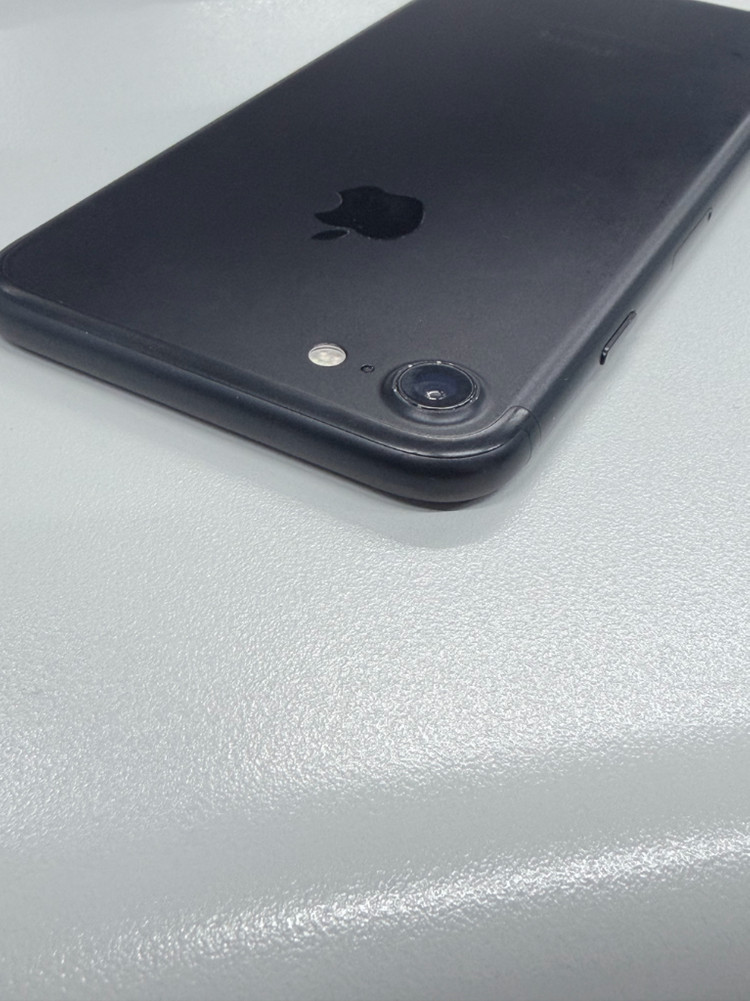 아이폰7 매트블랙 32GB 배터리성능92% 이미지