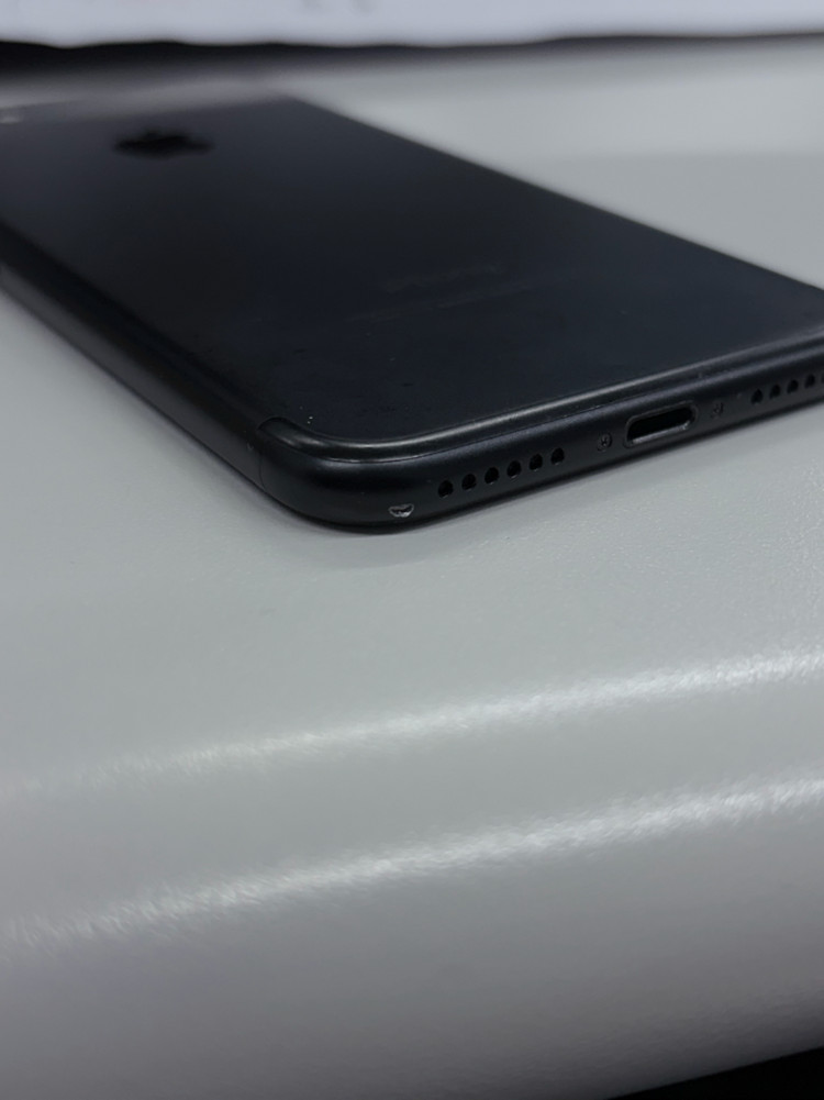 아이폰7 매트블랙 32GB 배터리성능92% 이미지