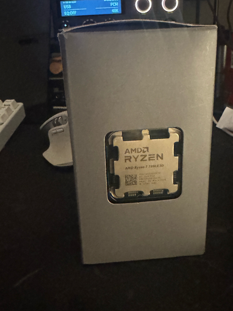 라이젠7 7800X3D 정품 멀티팩 팝니다 이미지