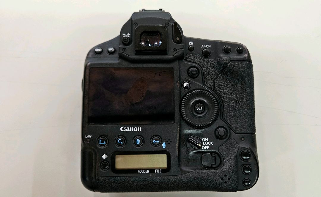 전투형> 캐논 EOS 1DX 플래그십 풀프레임 DSLR 42만컷 이미지