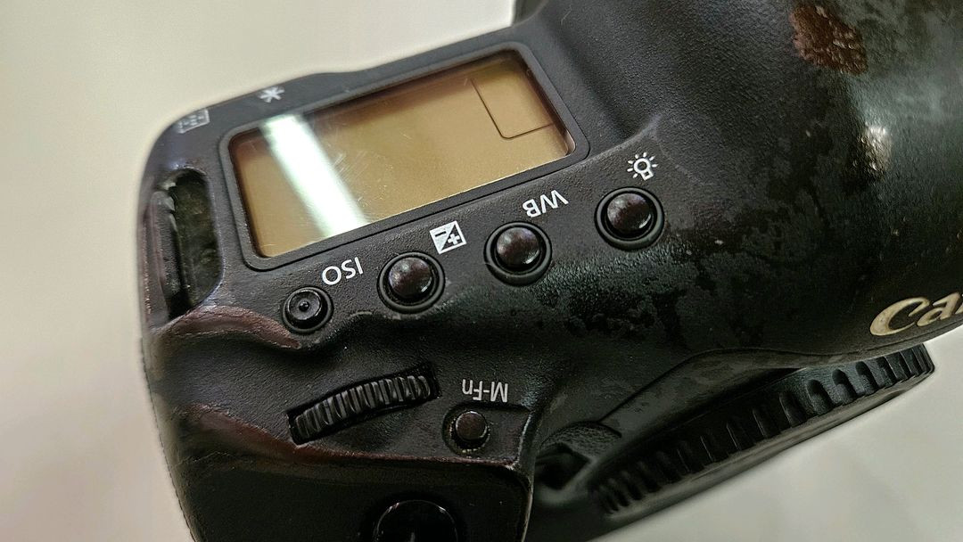 전투형> 캐논 EOS 1DX 플래그십 풀프레임 DSLR 42만컷 이미지