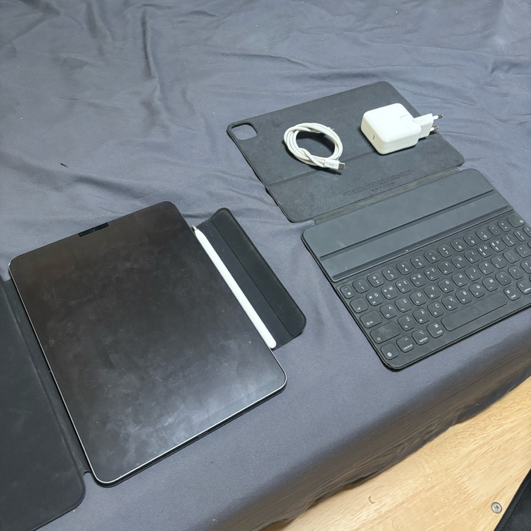 아이패드 에어4 256+애플펜슬2세대+스마트키보드 이미지