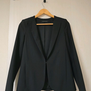 정품 띠어리 블랙 얇은정장자켓 4455size 이미지