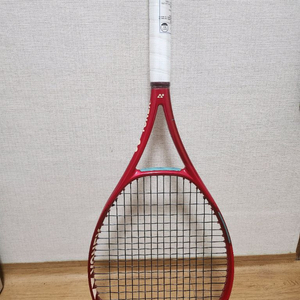 요넥스 V core 98 305g 이미지