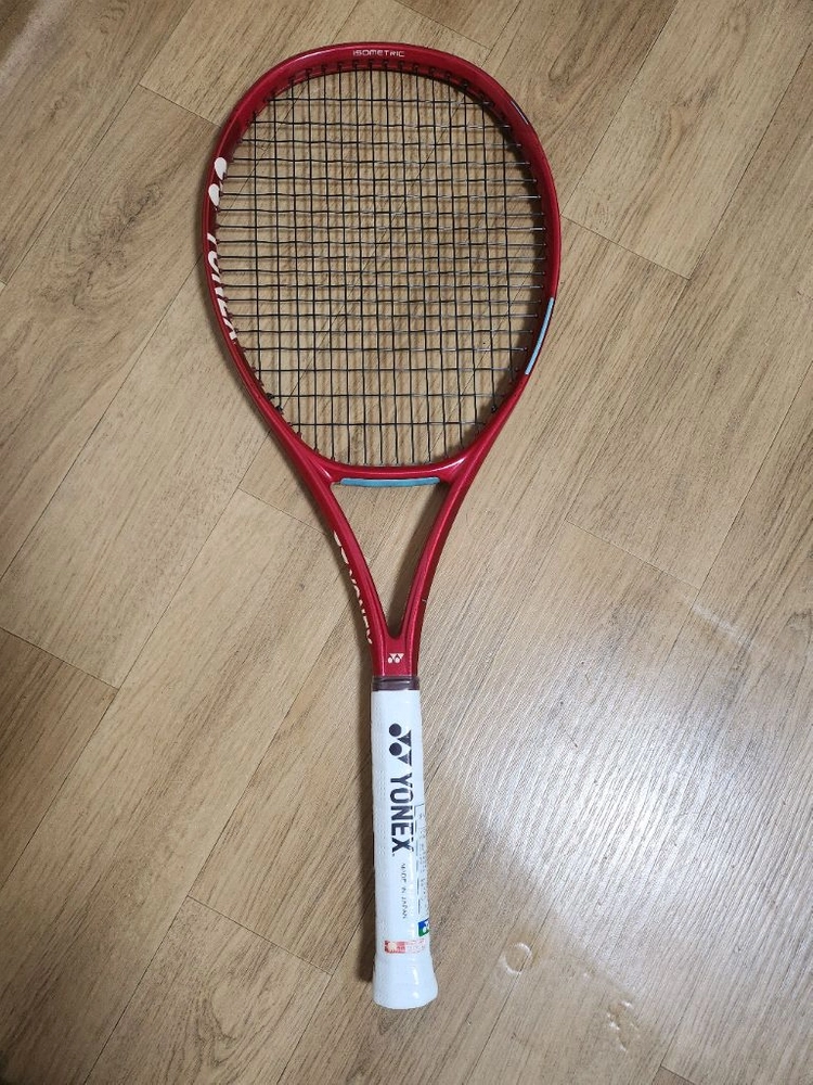 요넥스 V core 98 305g 이미지