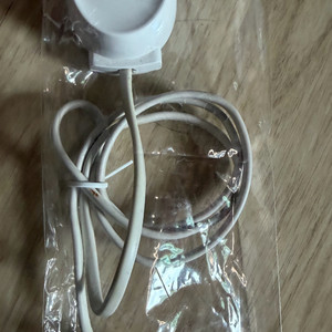 오랄비 충전기 새것 이미지
