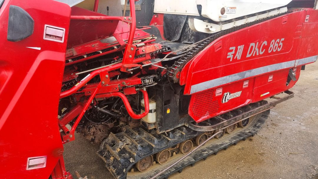 국제5조식 콤바인 이미지