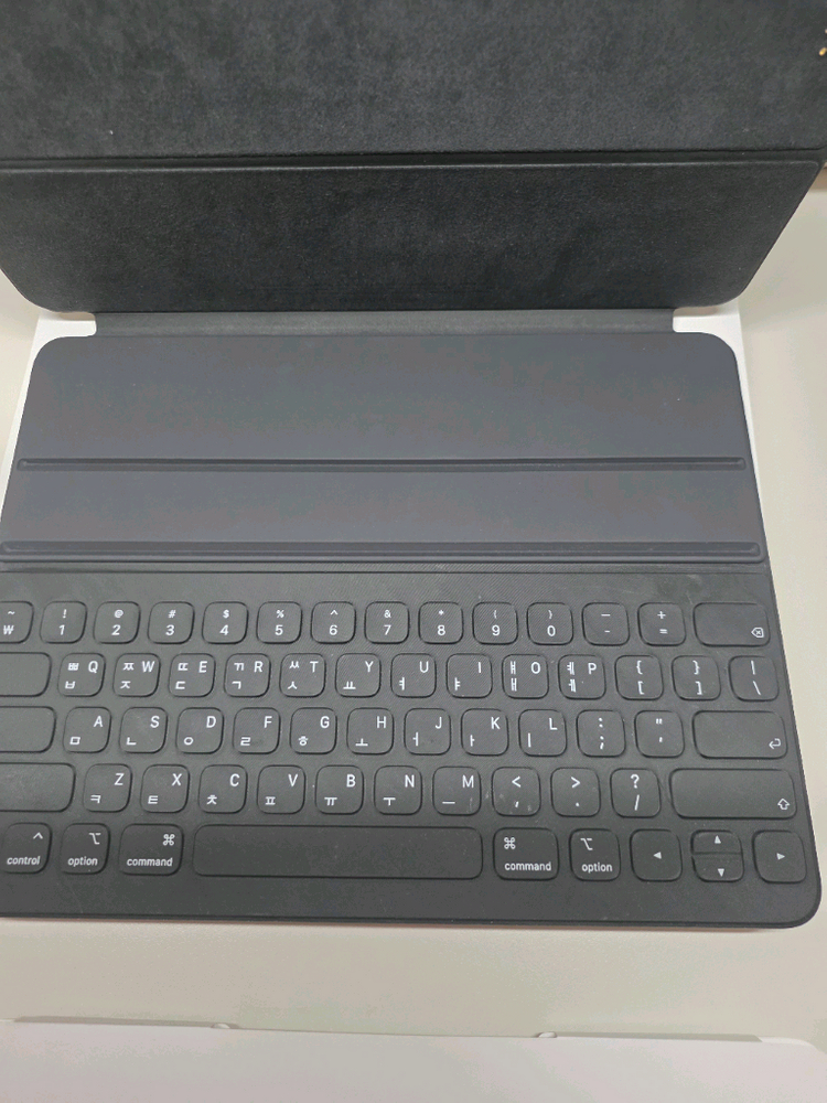 애플 아이패드 프로 12.9 스마트 키보드 필로우 이미지