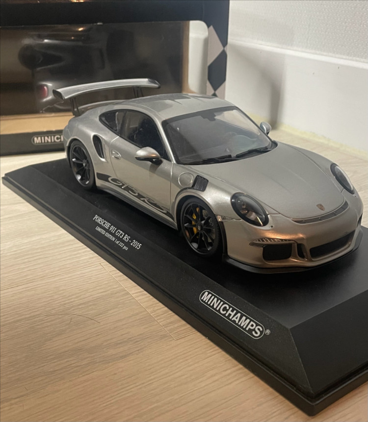 1:18 포르쉐 911 GT3 RS 미니챔프 다이캐스트 (레진) 이미지