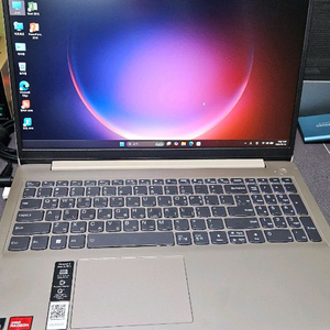 레노버 15인치 노트북.라이젠5-8g-256g 배터리99% 이미지