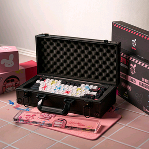 Swagkeys x StelLive 하나코 나나 콜라보 키보드 세트 이미지