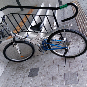 접이식 자전거 이미지