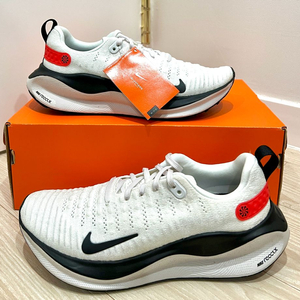 (255/US7.5)(새제품)나이키 런닝화 리엑트 인피니티 런 4 화이트 이미지