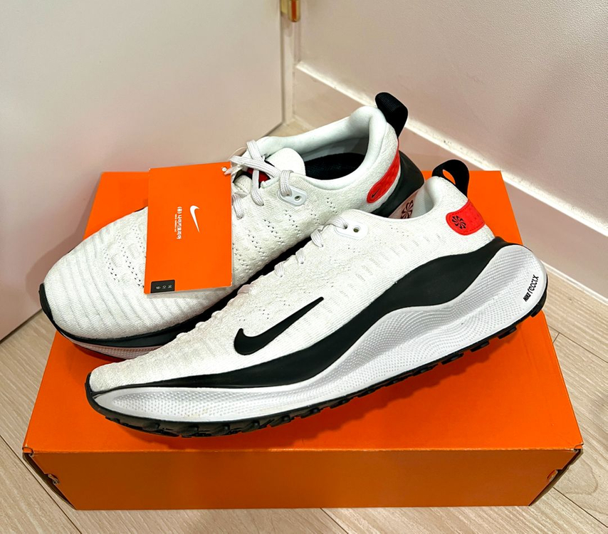 (255/US7.5)(새제품)나이키 런닝화 리엑트 인피니티 런 4 화이트 이미지