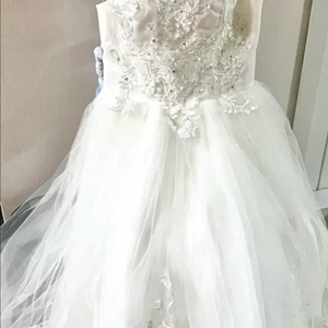 오프숄더 웨딩드레스 판매 이미지