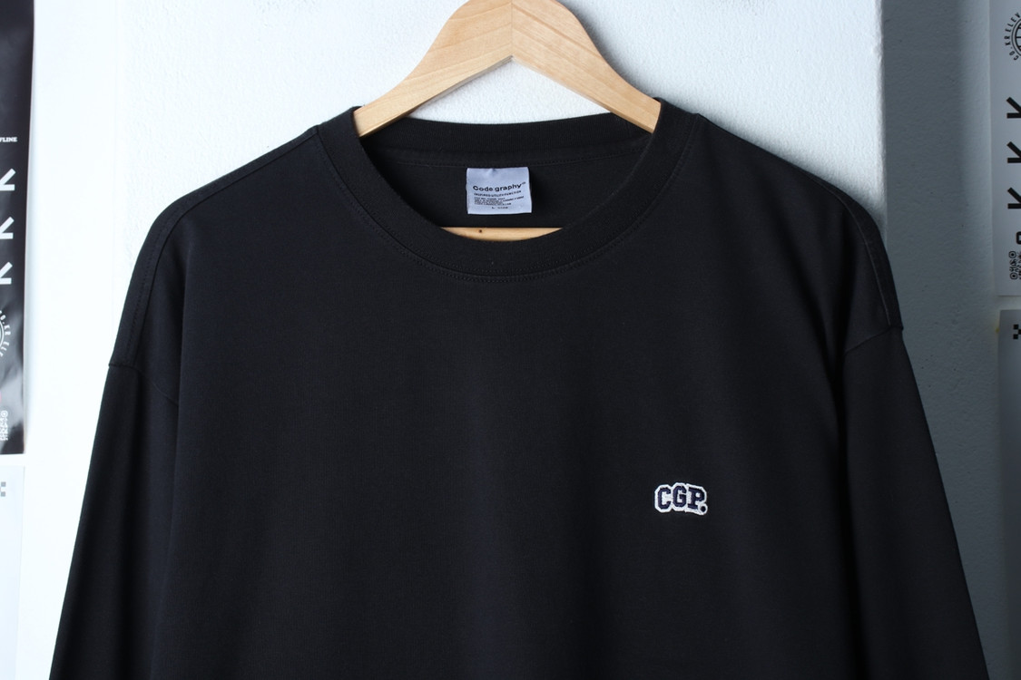 (L-XL) 코드그라피 긴팔티셔츠 스몰로고 블랙 이미지