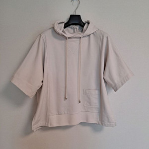 구호 후드 상의 이미지