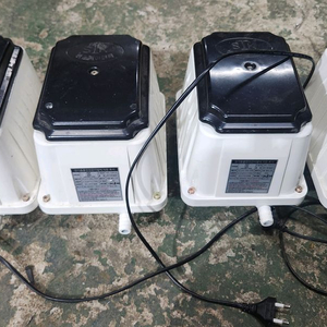 에스케이 고급 저소음 100L 브로워 에어펌프 SKT-100 L/D 정화조 수족관 양어장 분수 기포발생기 이미지