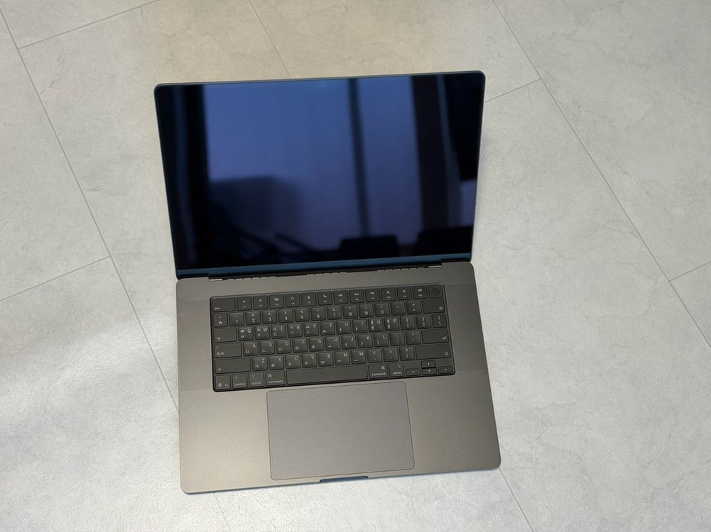 m5pro 맥북프로16 램 48기가 스페이스블랙 팝니다 이미지