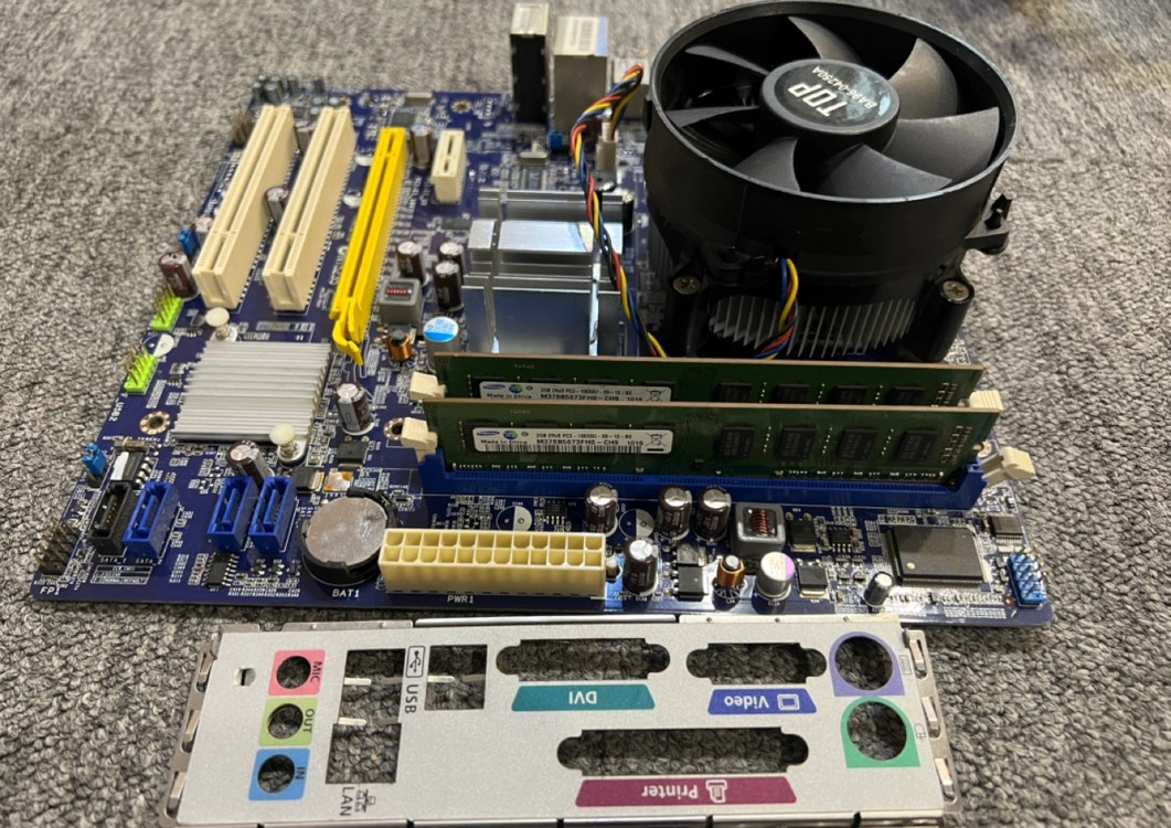 컴퓨터 Q6600 G41 메인보드 이미지