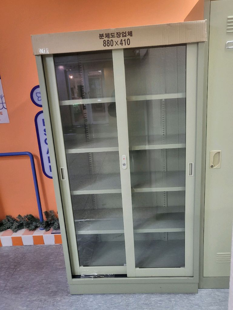 철제캐비넷 철재옷장 철재사물함 철제보관함 철재신발장 철재유리진열장 이미지