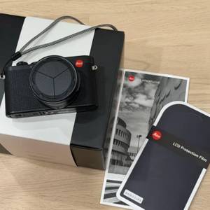 라이카 D-LUX8 풀박스 + EVF + 정품 오토캡 포함 상태 좋음 이미지