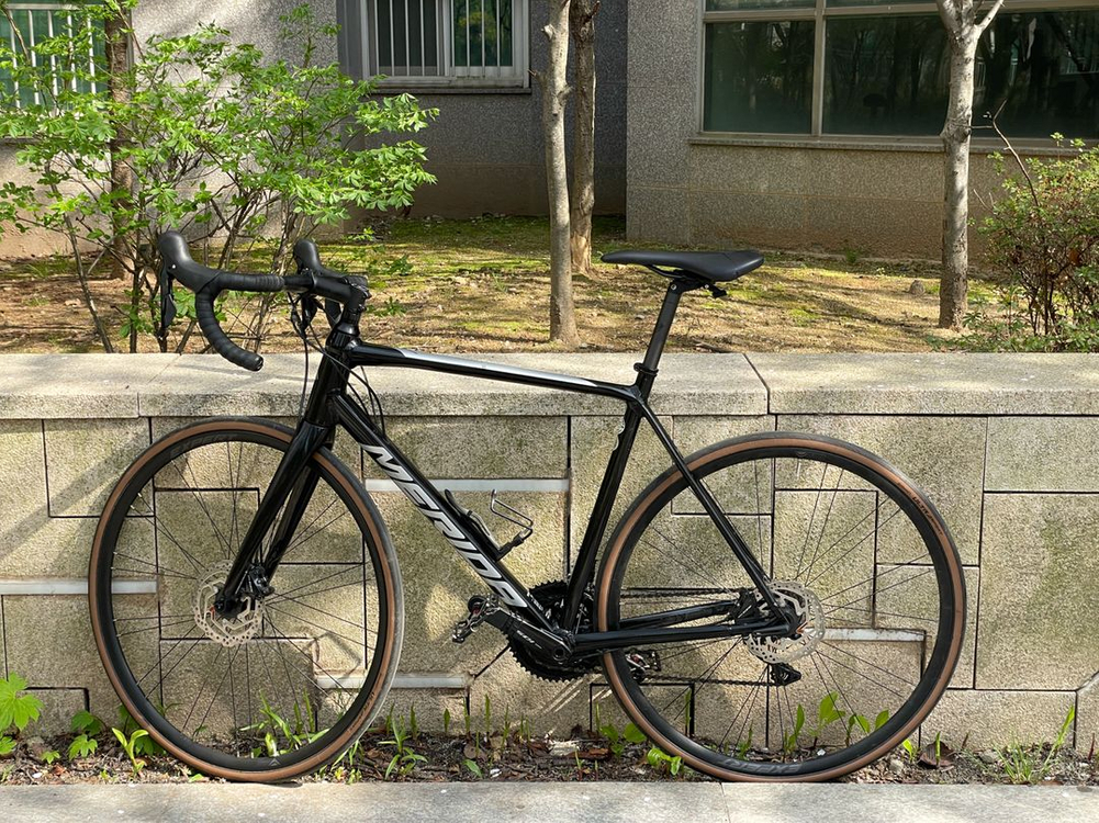 2022년형 메리다 스컬트라 400 디스크 로드자전거 블랙 M/L사이즈 / 105구동계 / 28c / 네고가능 이미지