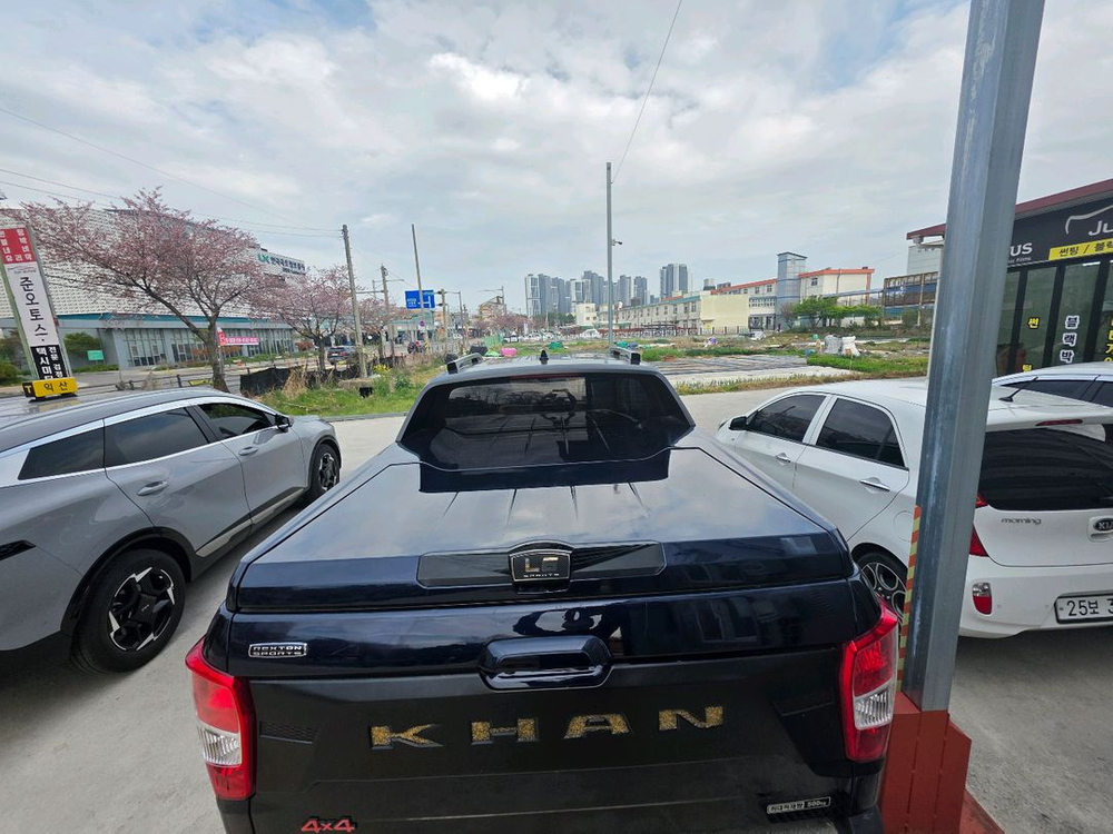 픽업트럭용 하드탑 트렁크커버 이미지