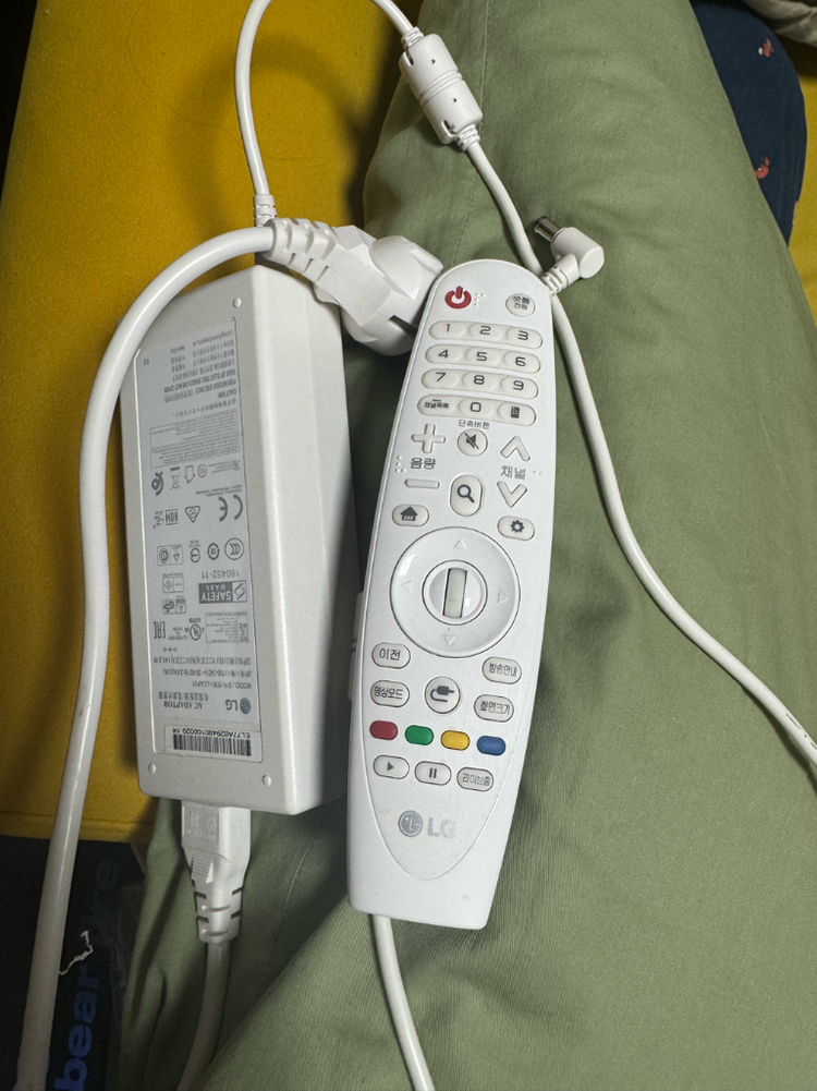 LG 시네빔 HF80LA 빔프로젝터 이미지