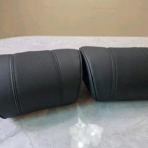 벤오토 베리어 차량용 목쿠션 블랙 2개 이미지