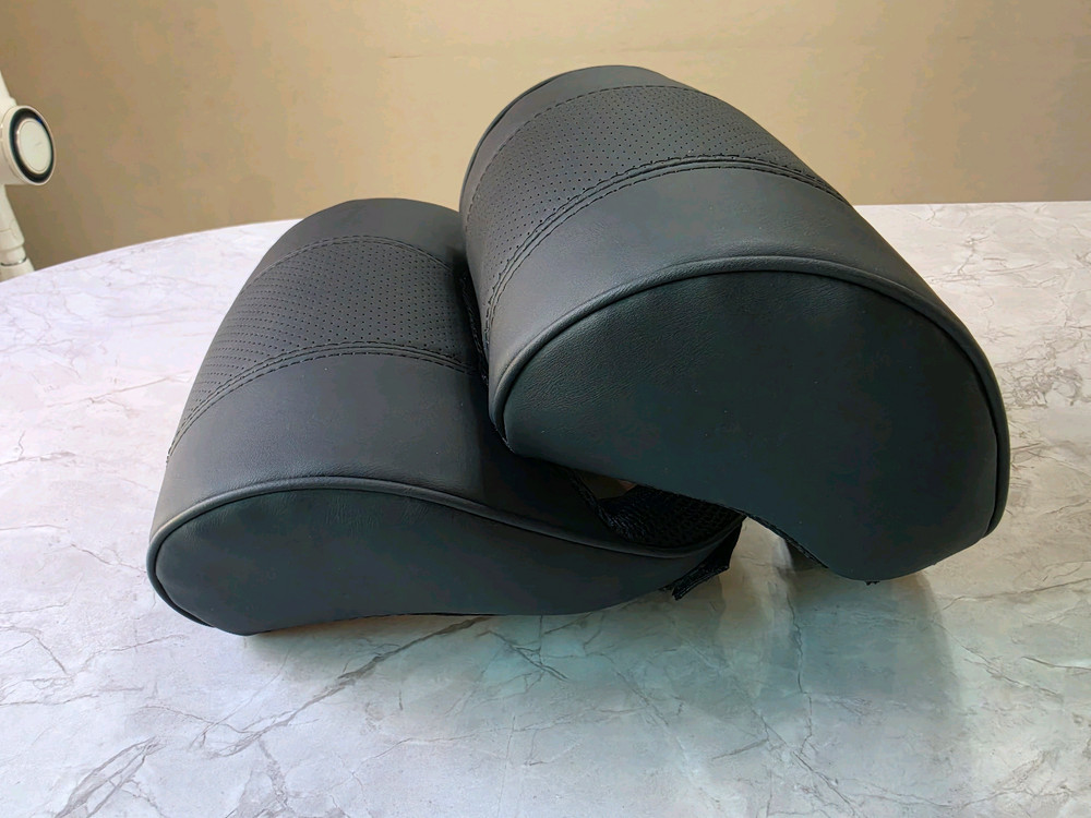 벤오토 베리어 차량용 목쿠션 블랙 2개 이미지