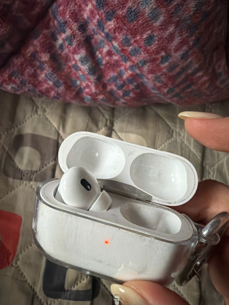 에어팟 프로 2세대 C타입 본체 팔아요 이미지