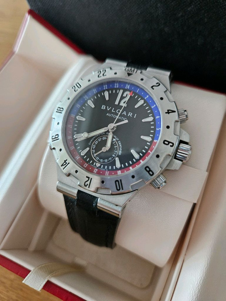 (정식오버홀 밴드교체완료)불가리 디아고노 프로페셔널 GMT 오토 40밀리 이미지