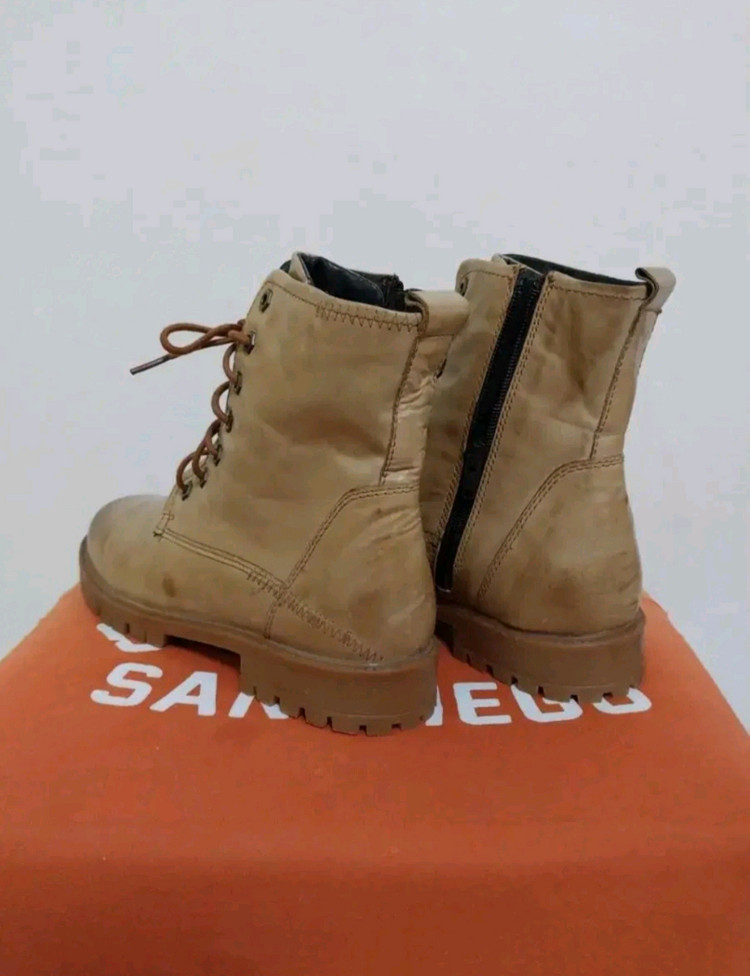 여성 체코-프라하 바타(BATA) 부츠, 워커 (260) 이미지