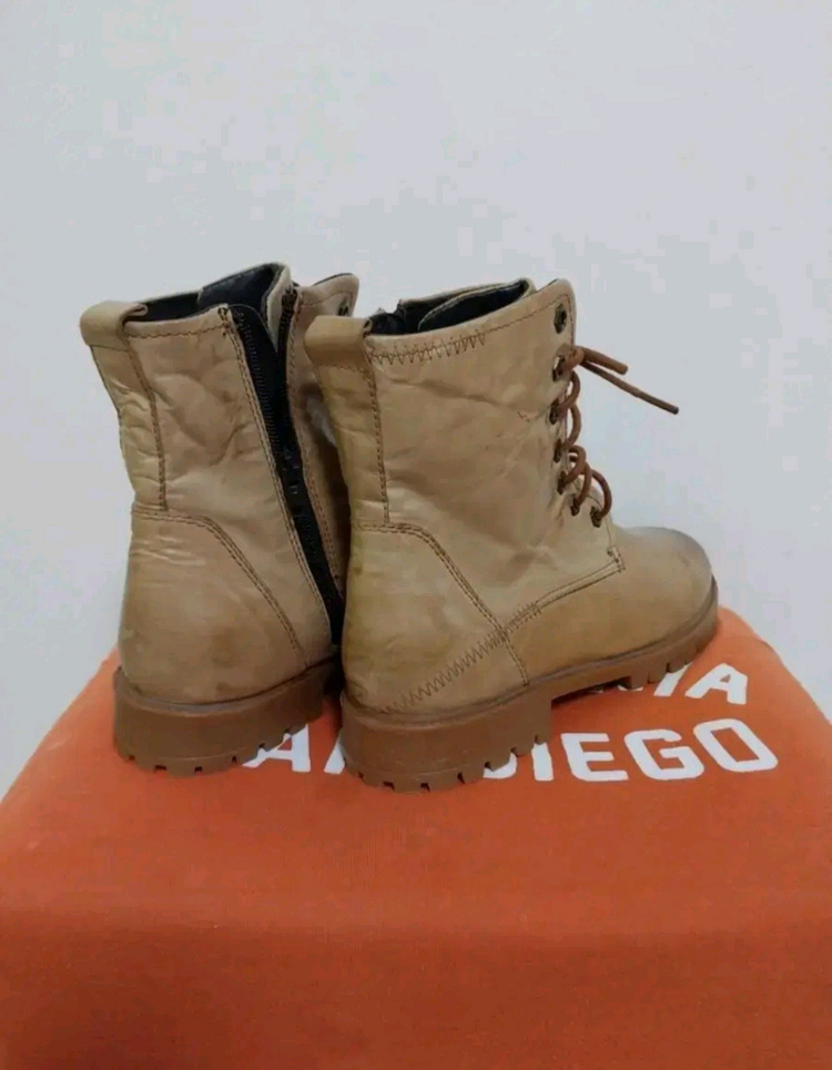 여성 체코-프라하 바타(BATA) 부츠, 워커 (260) 이미지