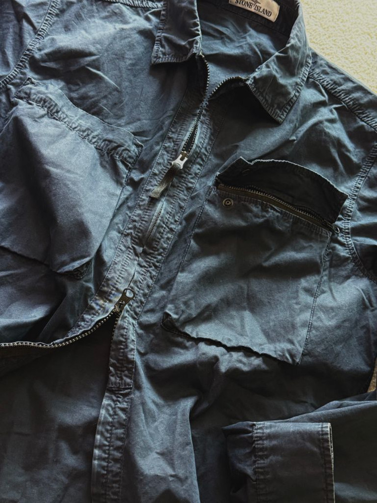 스톤아일랜드 올드이펙트 오버셔츠 네이비 컬러 L사이즈 이미지