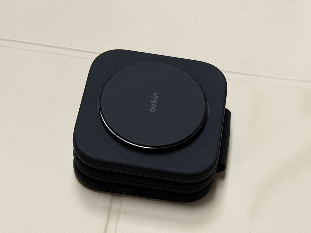 벨킨 Qi2 3in1 15W 마그네틱 여행용 무선 충전 패드 WIZ024 아이폰17 에어팟 애플워치 호환 고속충전 이미지